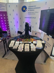 Click to zoom the picture.